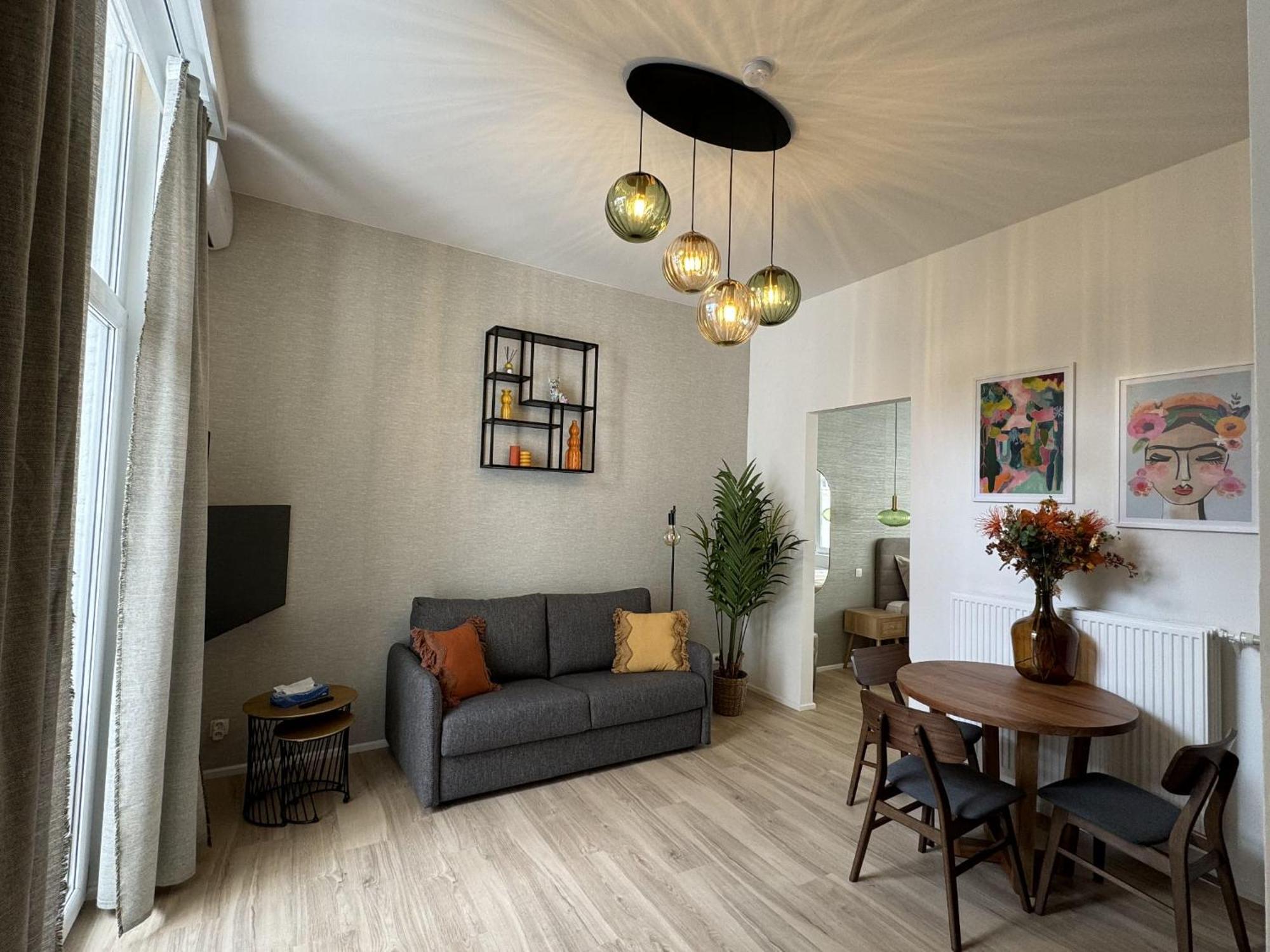 Apartment Luxury Suits Royal By Rikas *