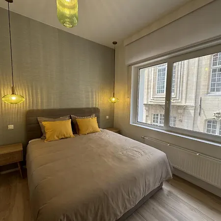 Luxury Suits Royal By Rikas Hotels Antwerp Exterior photo